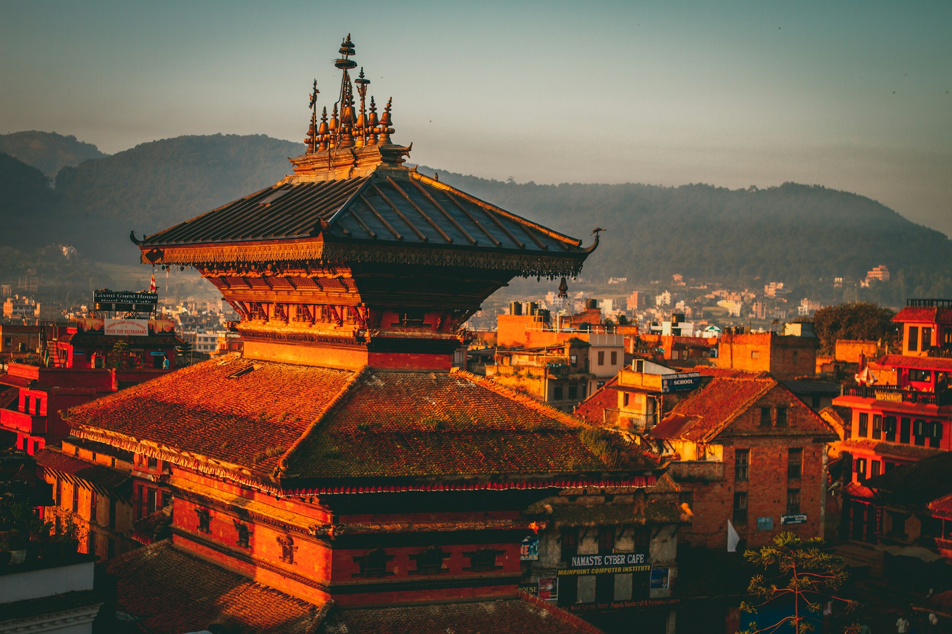 Kathmandu City View with Himalayas – Everest Luxury Trek